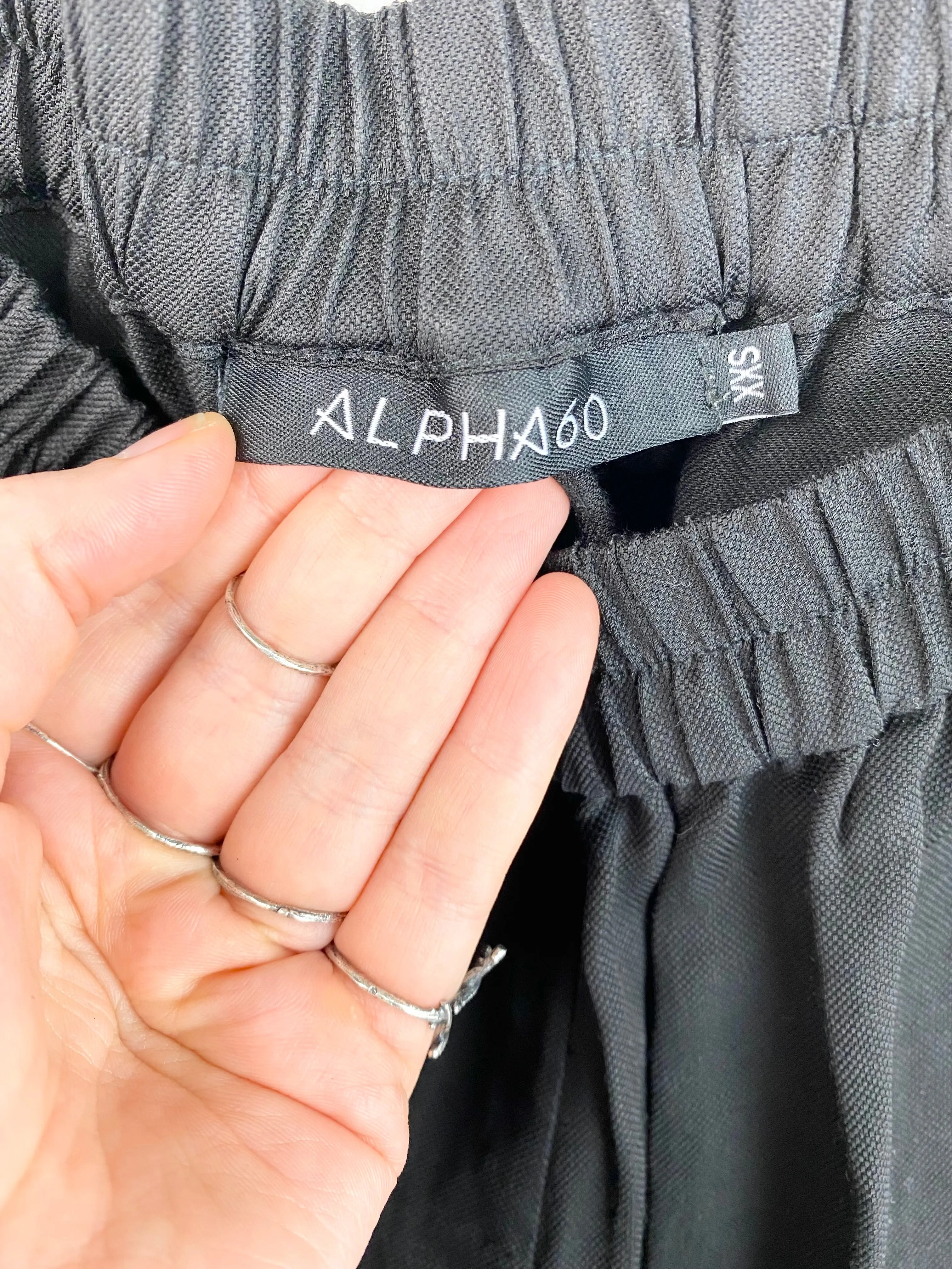 Alpha 60 Black Linen Blend Culottes - AU 6 / 8